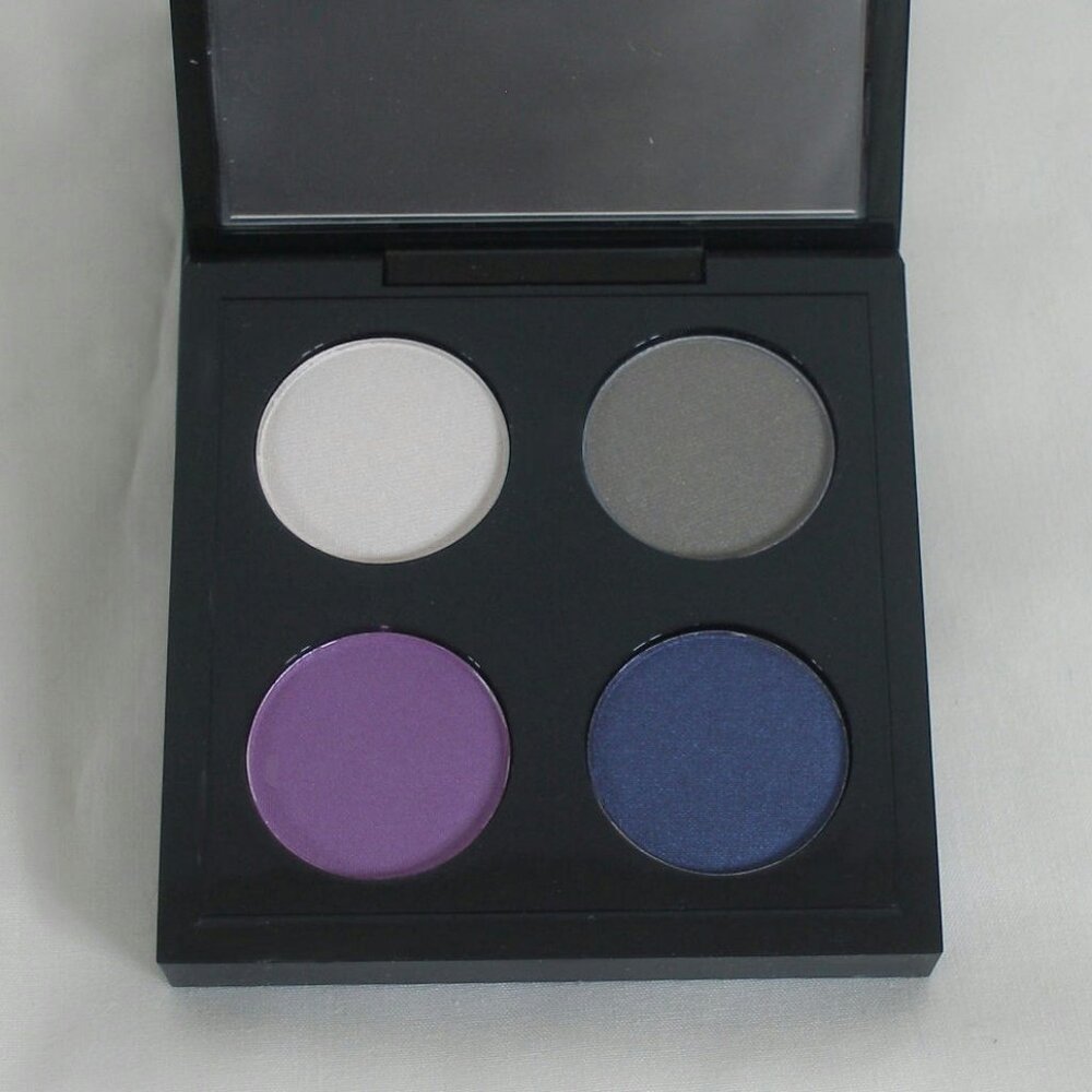 MAC Hold My Gaze Eye Shadow X 4 Boxed - Picture 2 of 2